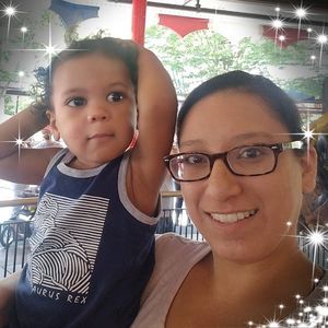 Meet your Posher, Alexia